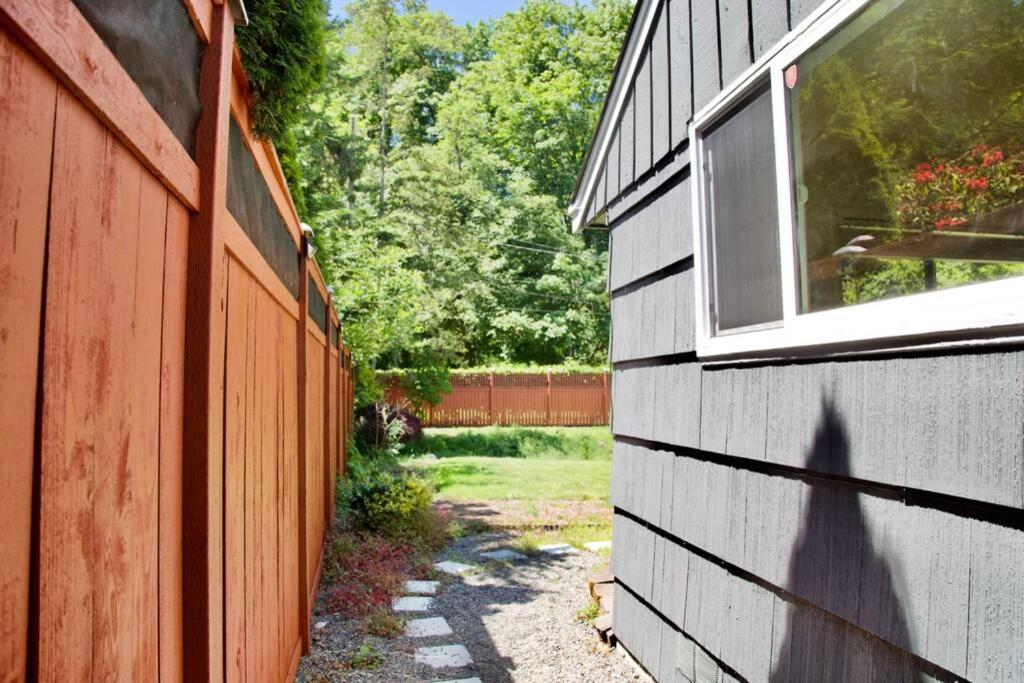 Private Seattle Getaway Home Near Lake Washington! Екстер'єр фото