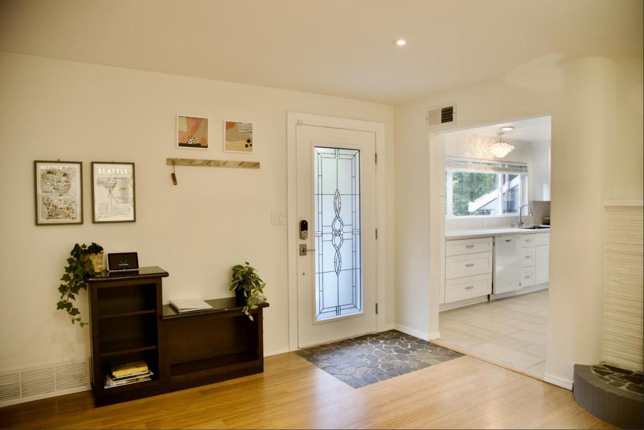 Private Seattle Getaway Home Near Lake Washington! Екстер'єр фото